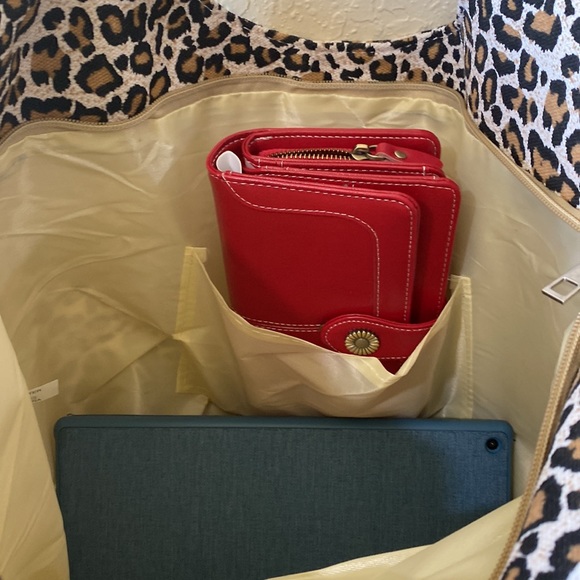 Leopard Print Tote Bag - Picture 12 of 14